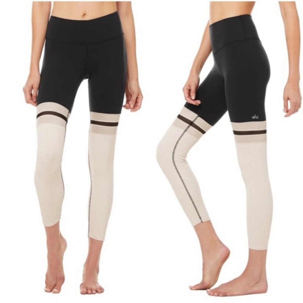 Alo Yoga 7/8 Player Legging in Black/Bone